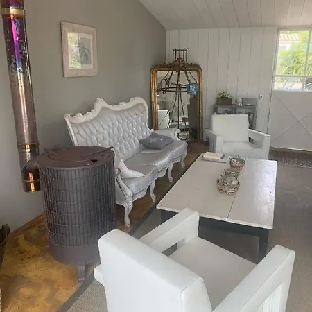 Villa Beach Cottage
